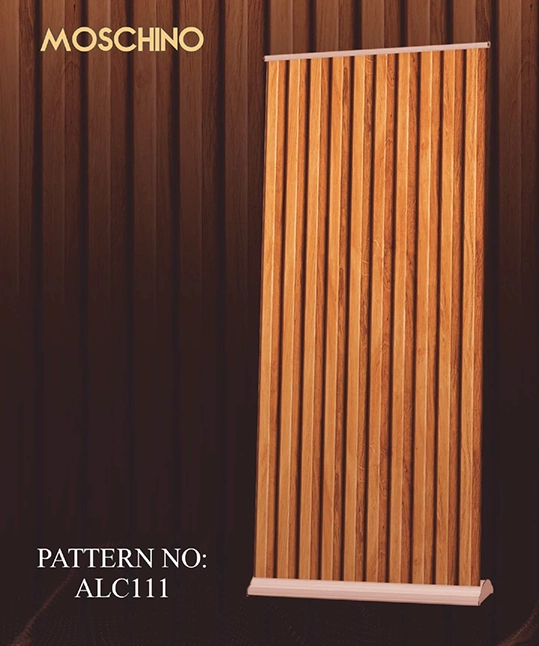 Classic Gold Stripes Wallpaper